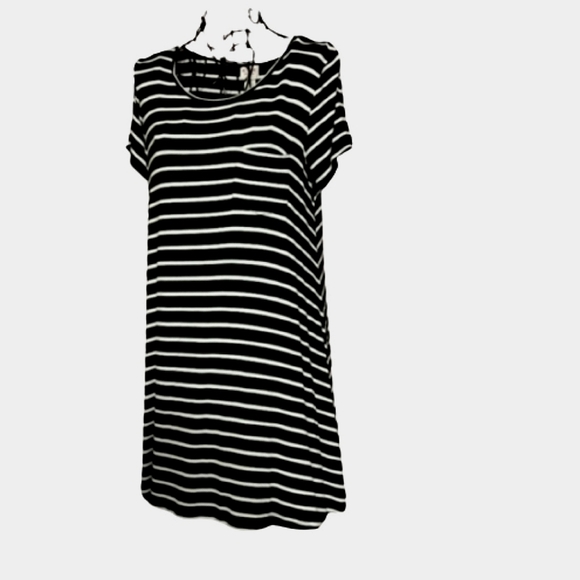 Mossimo Short Sleeve Jersey Dress - Picture 2 of 6